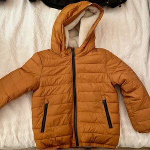 Abercrombie kids insulated puffer, faux fur lined water resistant coat, size 5/6